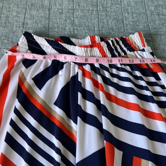 Geometric Print Flowy Pants in Navy Blue and Orange - Picture 3 of 7